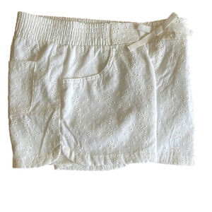 𝅺CHEROKEE Girls XL 14-16 white eyelet shorts